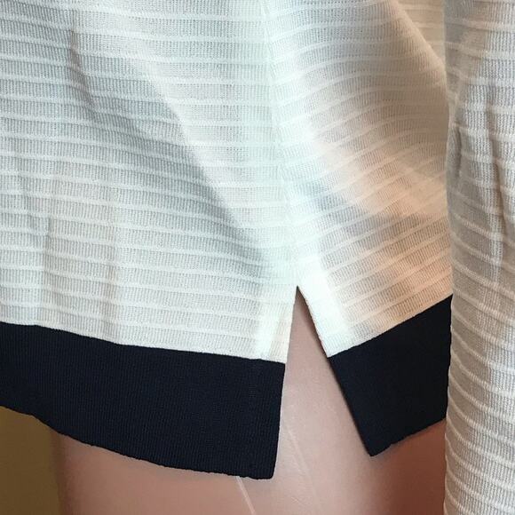 Exclusively Misook Cardigan Sweater Size PS White Navy Blue Trim Gold Buttons - Picture 8 of 9